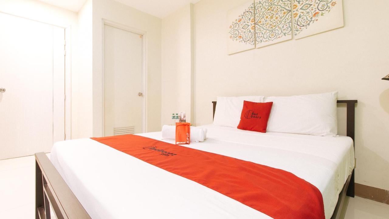 Reddoorz Plus @ Kamuning Quezon City Extérieur photo