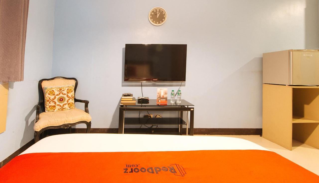 Reddoorz Plus @ Kamuning Quezon City Extérieur photo