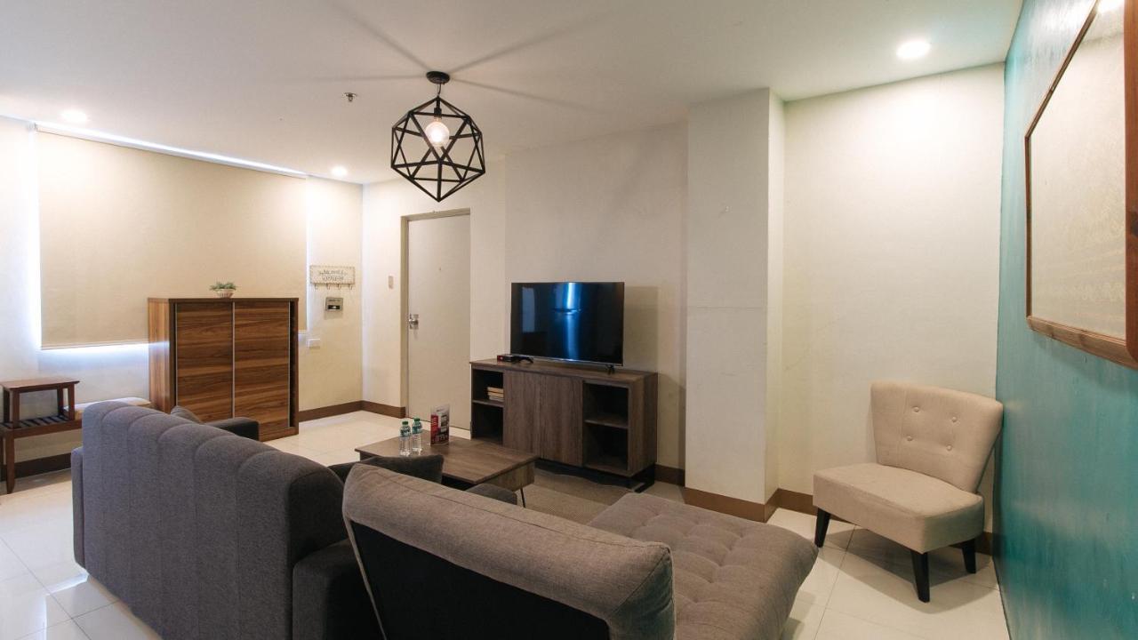 Reddoorz Plus @ Kamuning Quezon City Extérieur photo