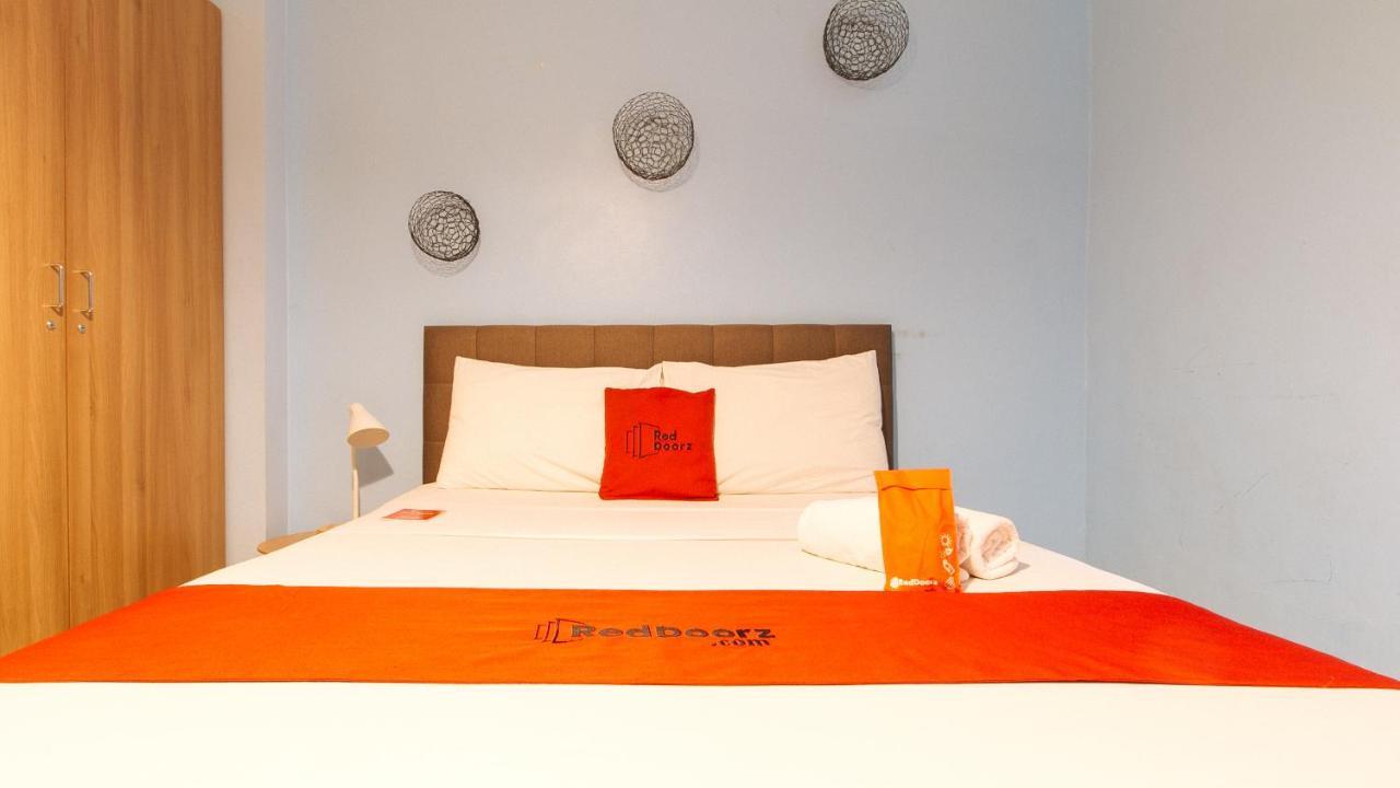Reddoorz Plus @ Kamuning Quezon City Extérieur photo