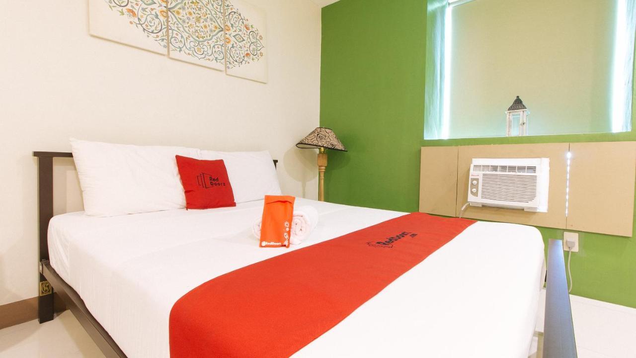 Reddoorz Plus @ Kamuning Quezon City Extérieur photo