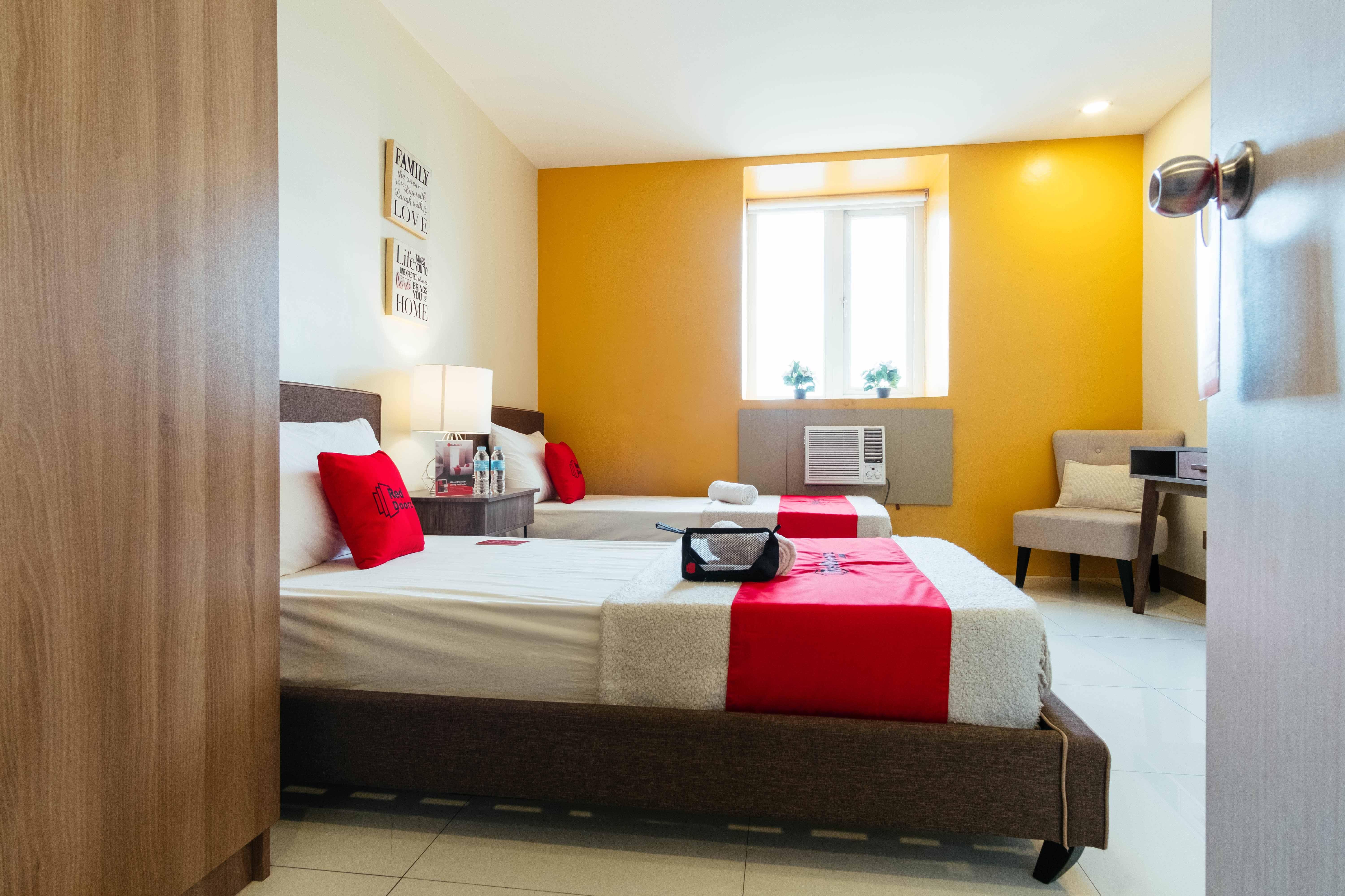 Reddoorz Plus @ Kamuning Quezon City Extérieur photo
