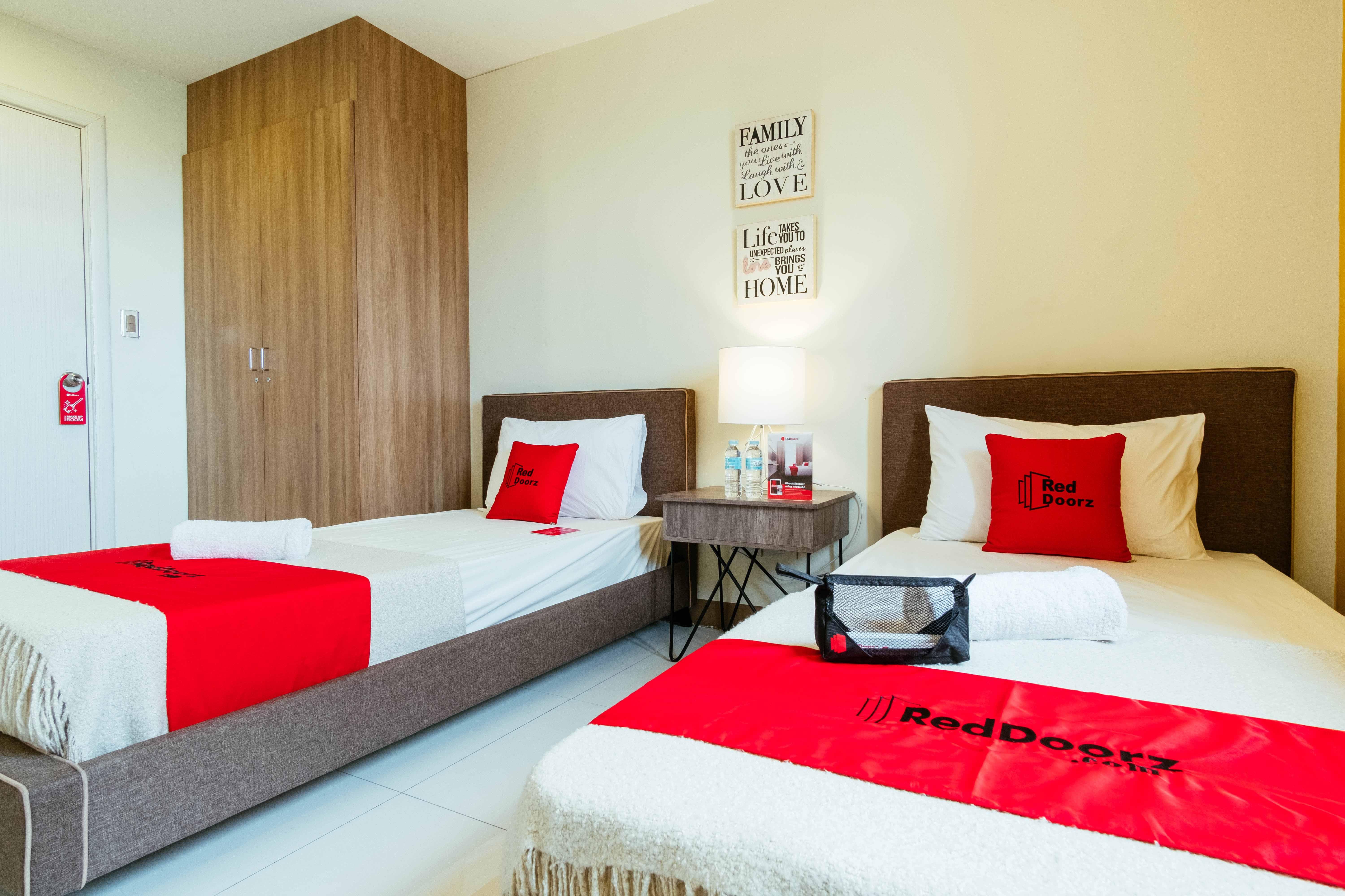 Reddoorz Plus @ Kamuning Quezon City Extérieur photo